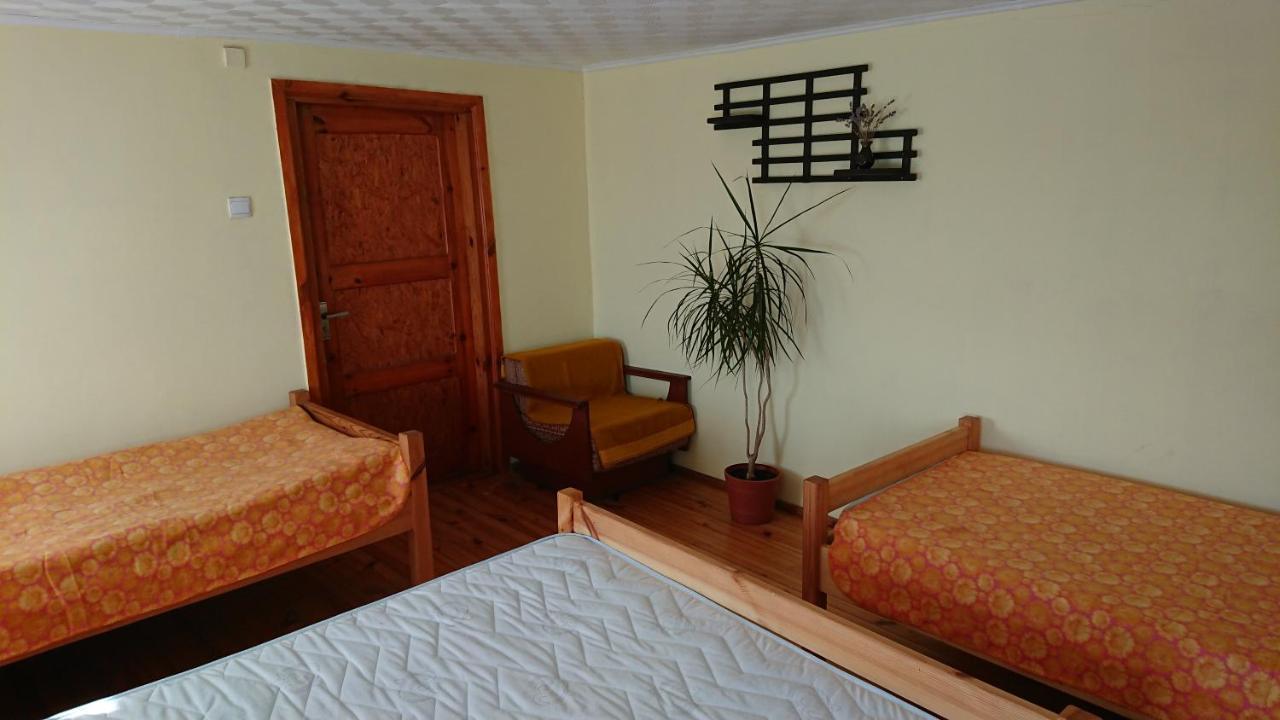 Dzivoklis Pirmie Zalmezi Apartment Jurkalne Bagian luar foto